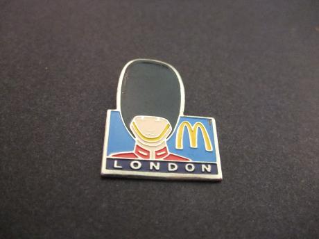 McDonald's UK london ( Engelse bobby )